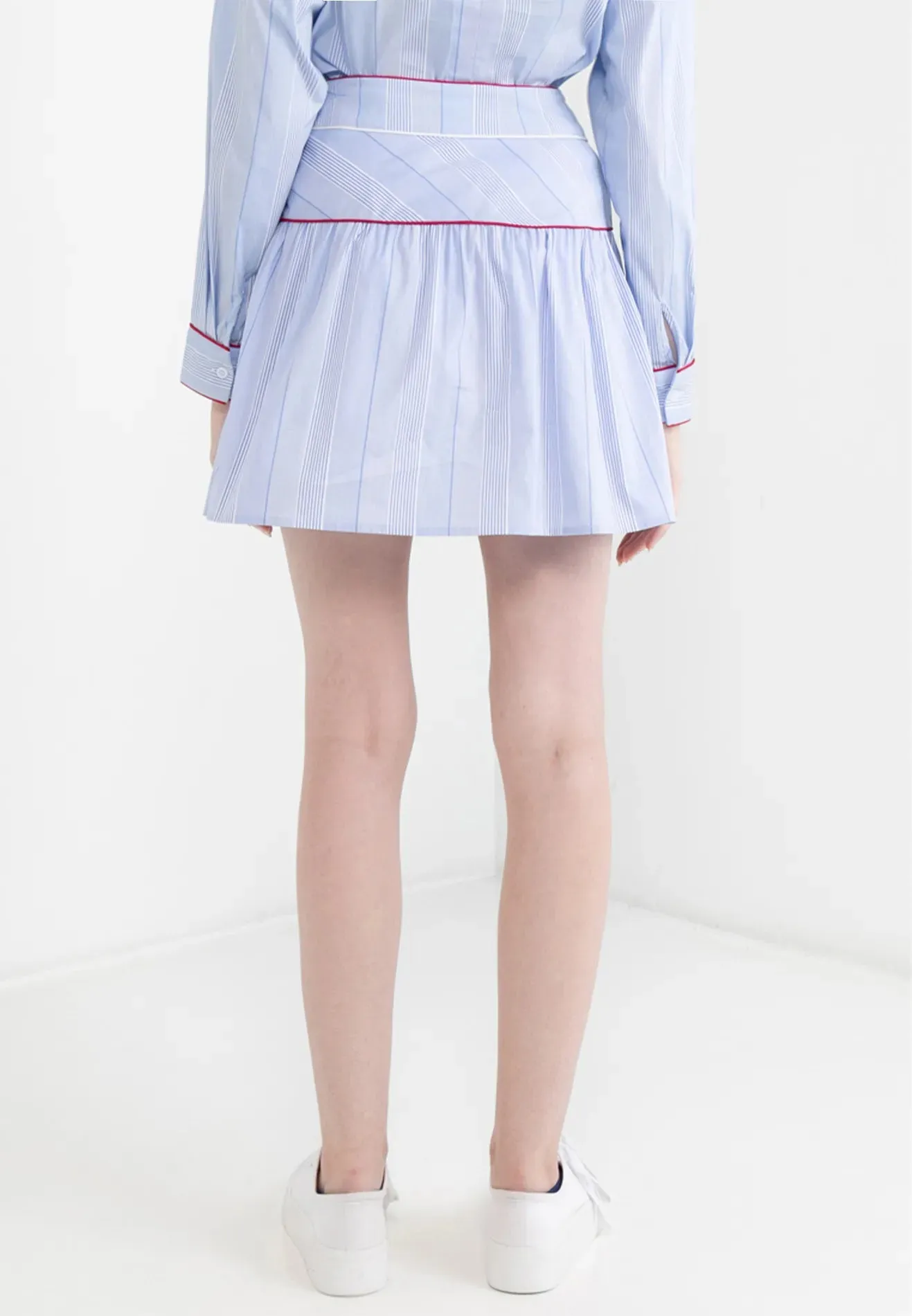 Be Paris Collection: Striped Details Pleated Mini Skirt