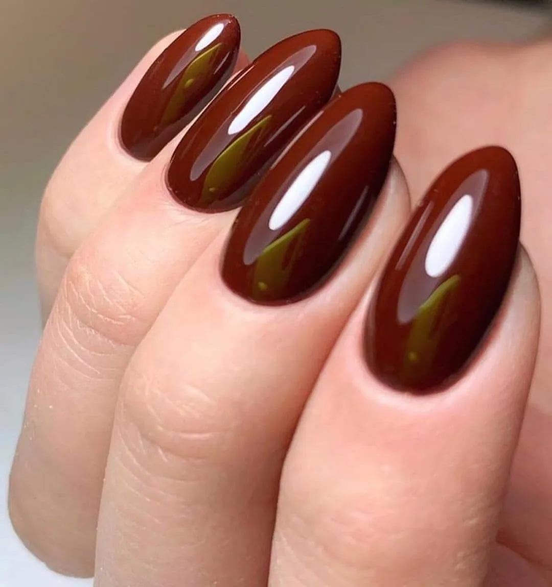 la muette | Brown gel polish