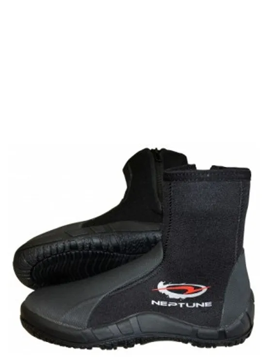 Neptune Explorer 5mm. Hard Sole Boots